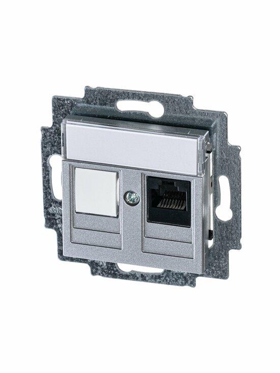 Фото №3 Розетка информационная ABB Levit RJ45 категория 5e и заглушка серебро (5014H-A51017 70W)