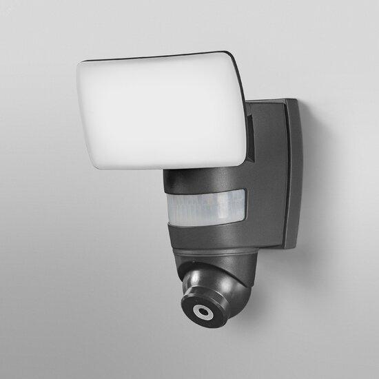 Фото №2 Прожектор светодиодный ДВО-24Вт с видеокамерой, динамиком и датчиком  Smart WIFI 1800лм IP44 LEDVANCE (4058075478312)