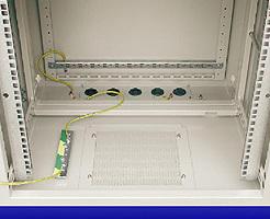 Фото №3 Рейка поперечная кабельная для настенных для шкафов серии SU SD2 SJ2 SW SWJ (WZ-2048-24-01-000)