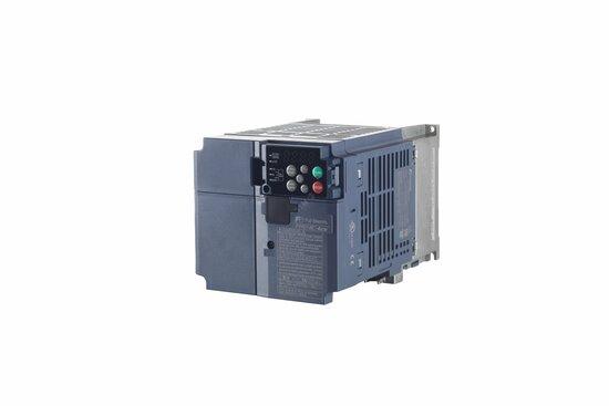 Фото №2 Преобразователь частоты FRN0020E2E-2GAH Frenic Ace-H серии E2 для систем HVAC & Pump, 200~240B (3 фазы), 5.5 кВт / 19.6 A (ND), перегрузка 150% HD, 120% ND / 1 мин., ПИД-регулирование,  IP20, встроенный ЭМС-фильтр, встроенная панель управления (FRN0020E2E-2GAH)