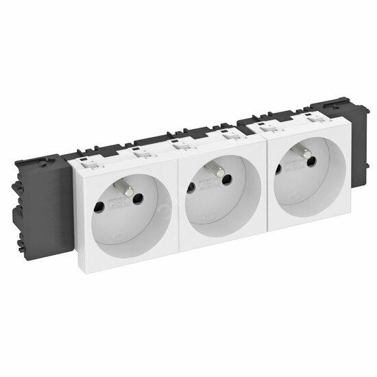 Фото №2 Розетка тройная 0° Modul45connect франц. стандарт, 250 В, 16A (красный) (STD-F0C SRO3)