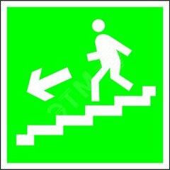 фото Наклейка Направление к эвакуационному выходу по лестнице вниз(лев.) (NPU-1818.E14)